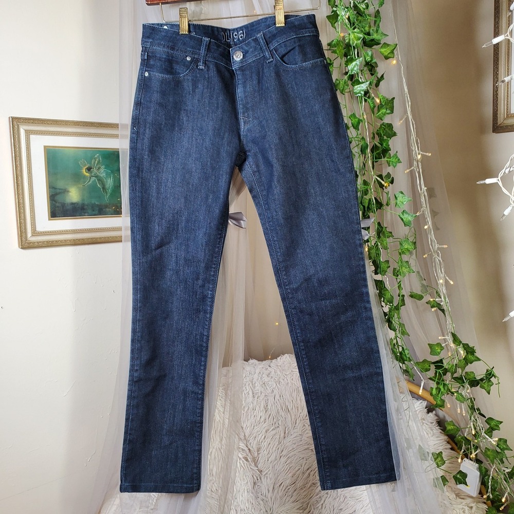Elevated Basic Low Rise Blue Jeans Size 32X29 90s Revival Classic Capsule Casual